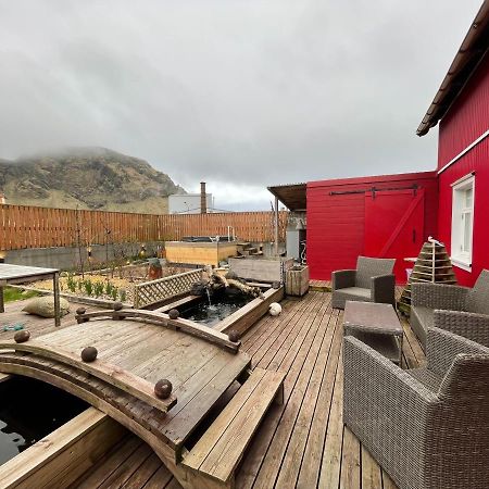 Cozy Caravan Vestmannaeyjar Exterior photo